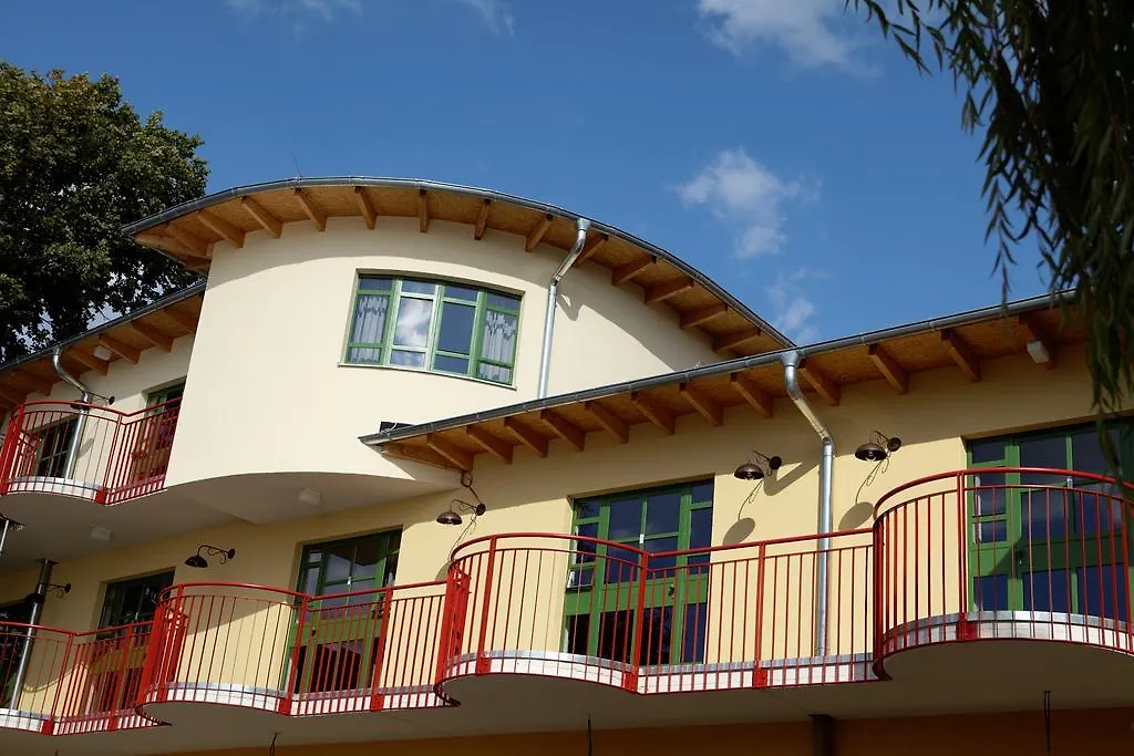 Seminar- und Gästehaus Flussbad Gartenstrasse location